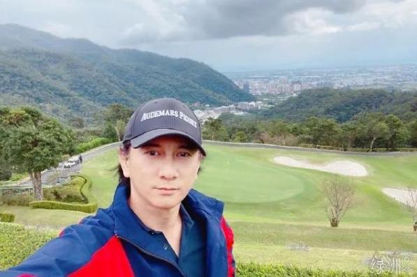 劉詩詩近況更新，小巷深處的獨特風味探秘之旅